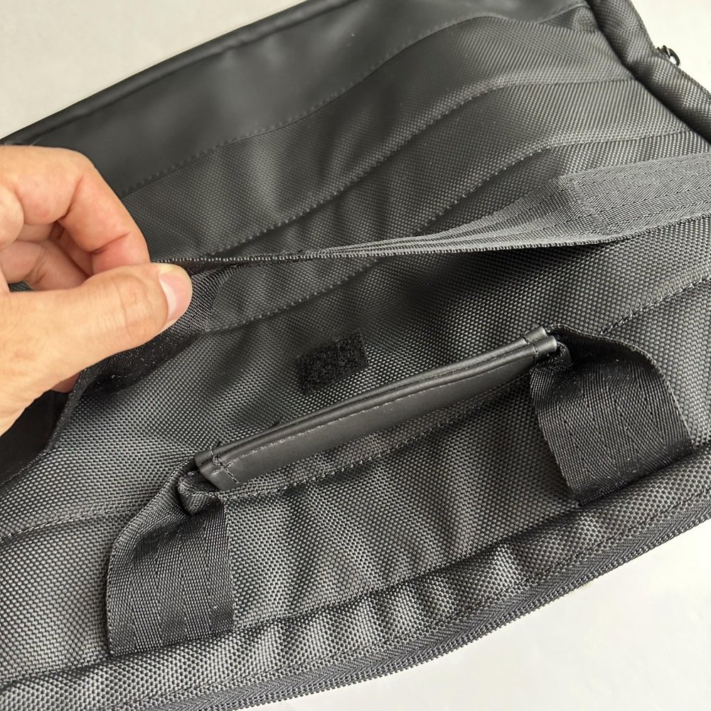 Dell 15” Laptop Carrying Case Briefcase Shoulder Bag For Computer Black - Picture 10 of 16